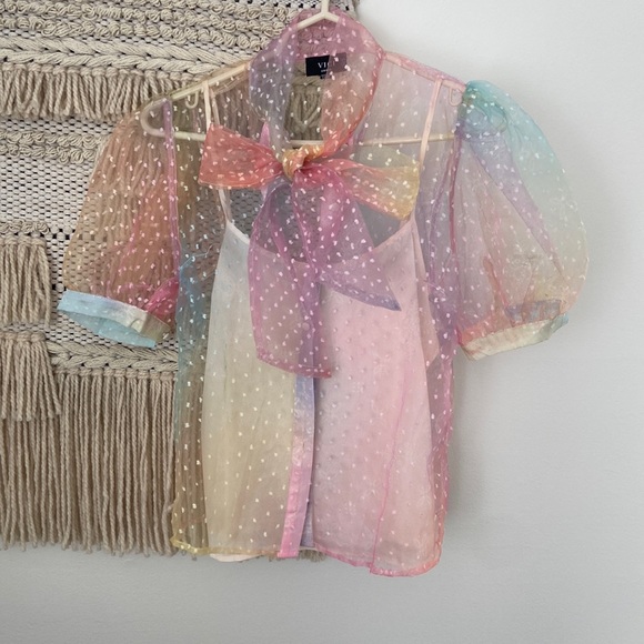 Vici Tops - NWOT VICI Pastel Puff Sleeve Swiss Dot Top